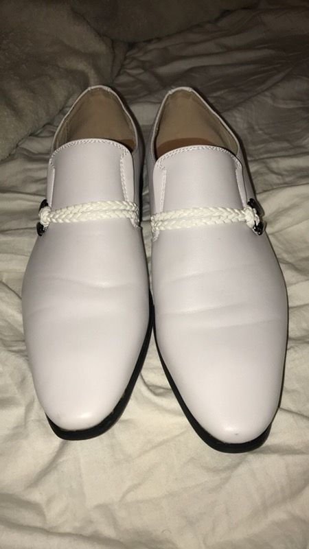 Leather Lining dress shoes (size 6 fit like a 8)