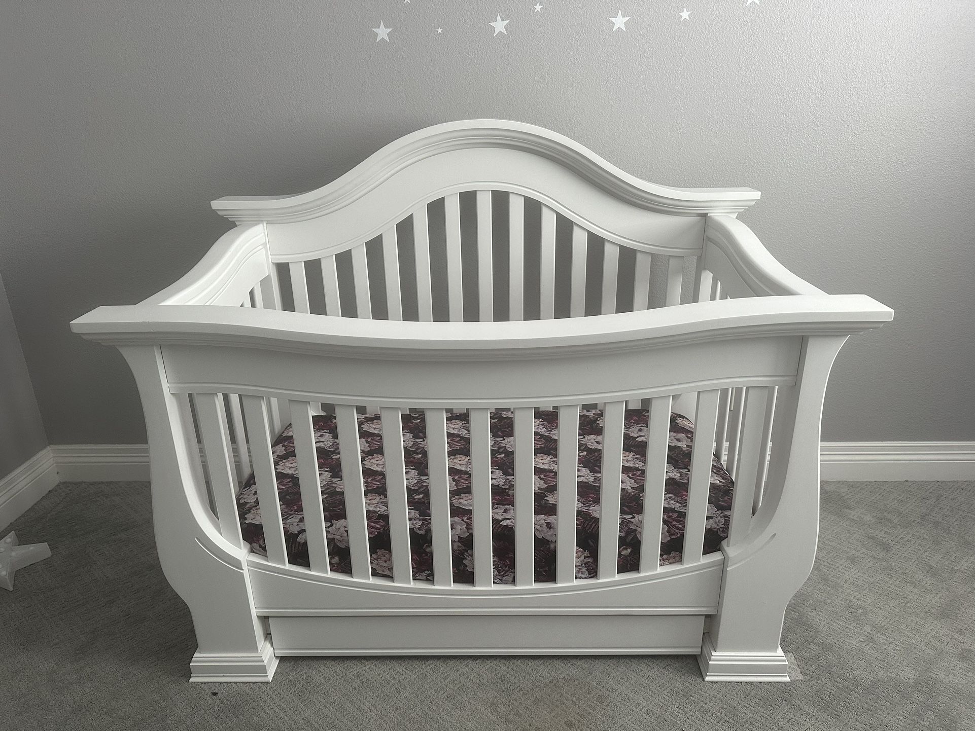 Baby Appleseed Davenport Collection White Convertible Crib With Mattress