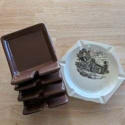 VINTAGE ASHTRAYS (5) TOTAL, ONE ABRAHAM LINCOLN AND (4) STACKABLE SET CERAMIC