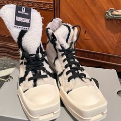 Converse Zebra Fur Print