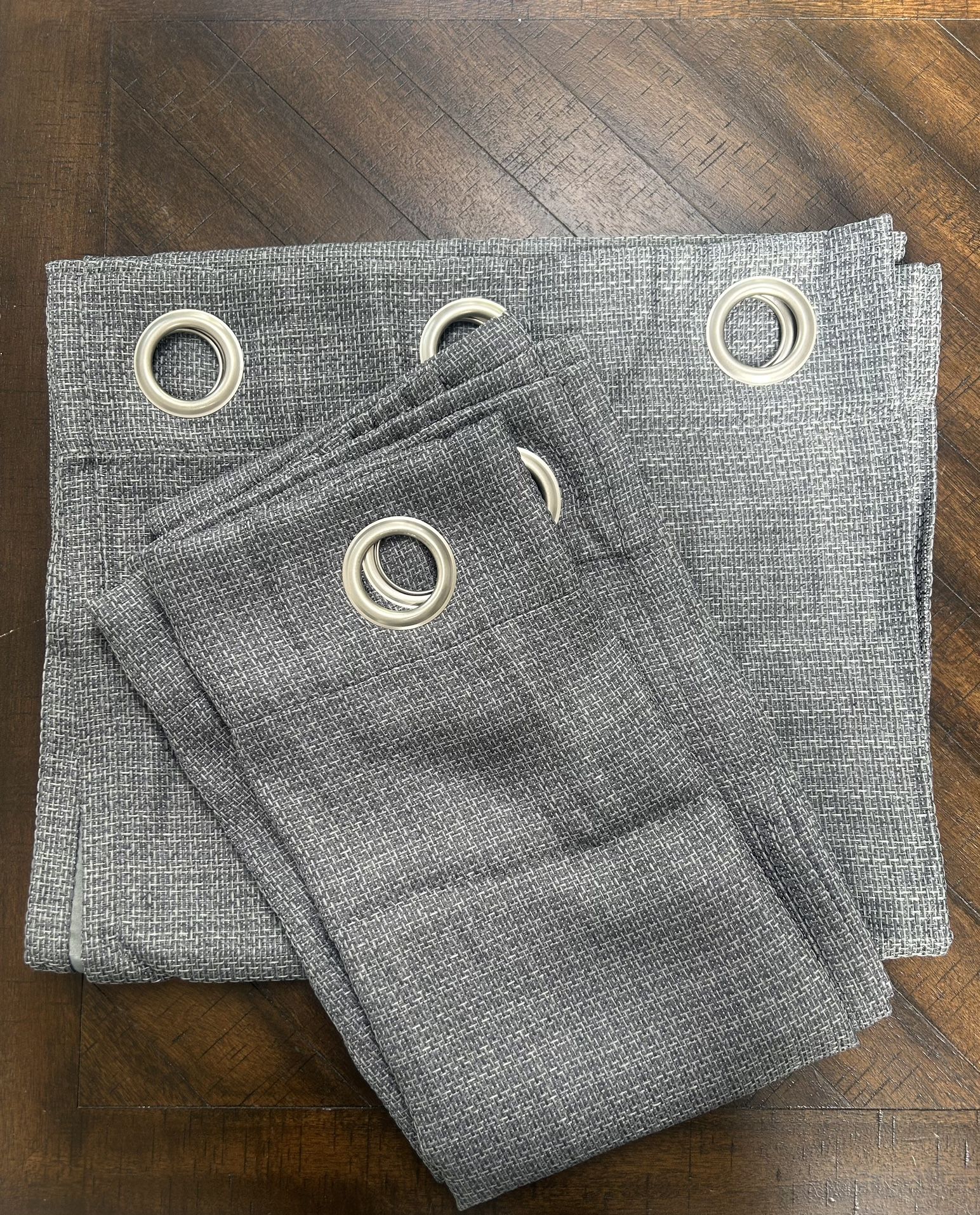 Luxury Curtains / SET OF 4