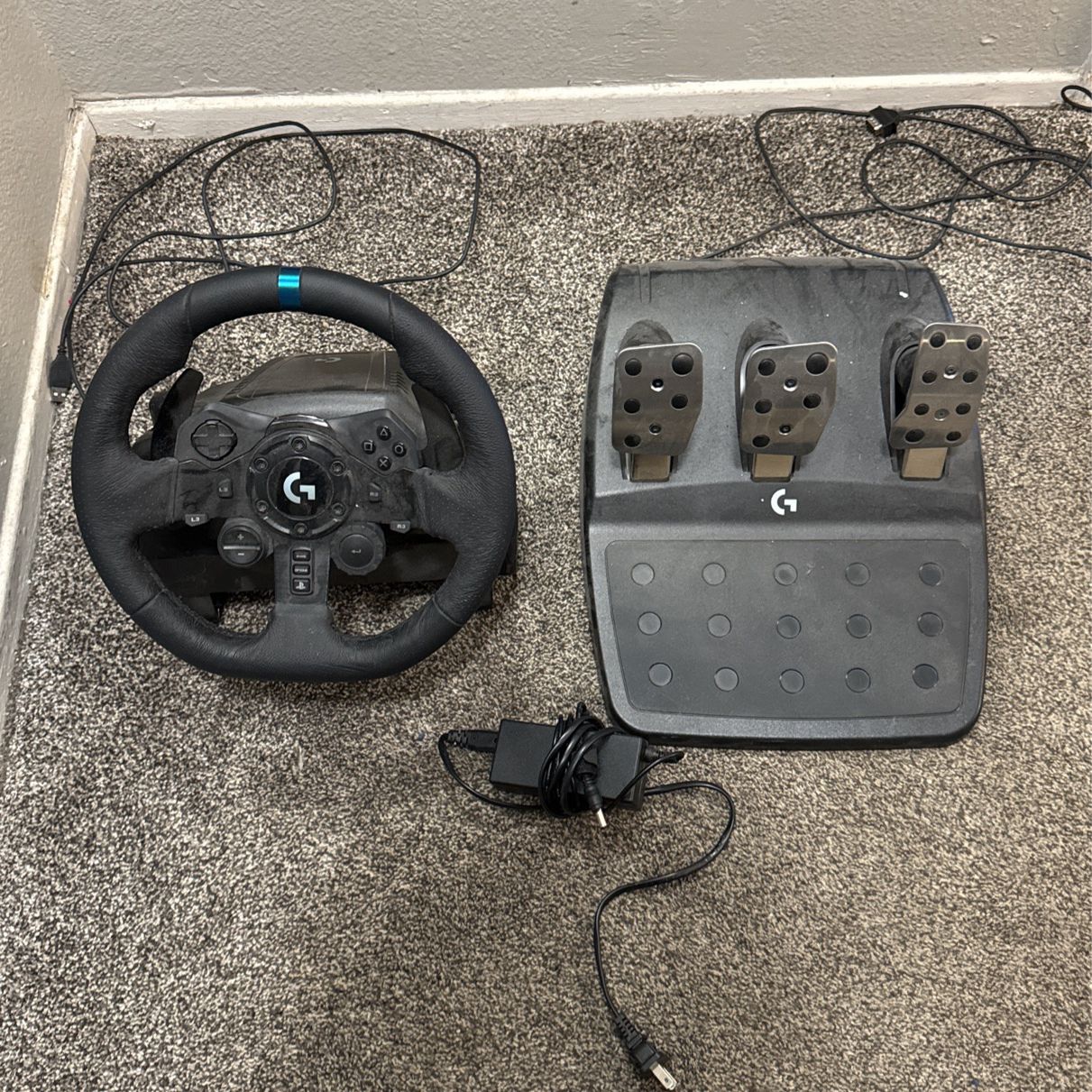 Logitech Gaming Wheel And Pedals