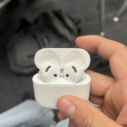 airpod 4th gen’s 