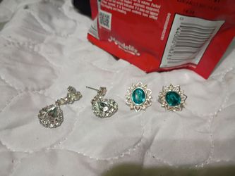 Vintage art deco style flower earrings