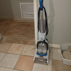 Hoover Shampooer Working 