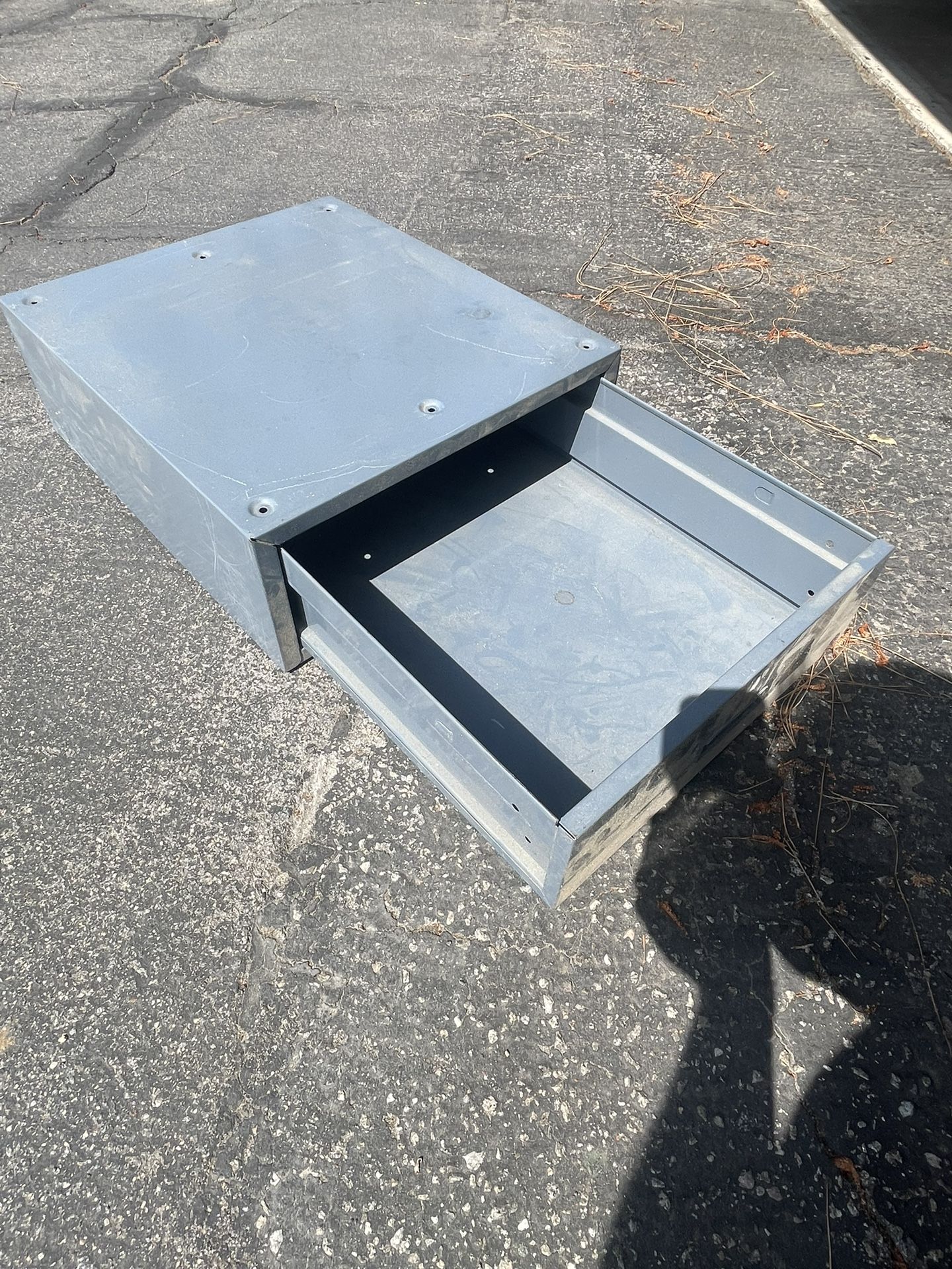 Metal Drawer