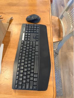 Logitech K850 Keyboard + Mouse
