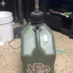 VP racing fuels Motorsport 5.5 gallon container