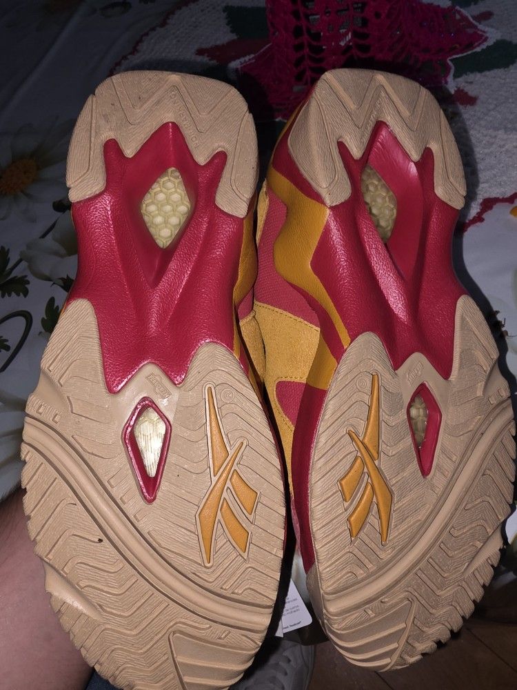 Hurrikaze ll Low Basquetball Shoes Size 8