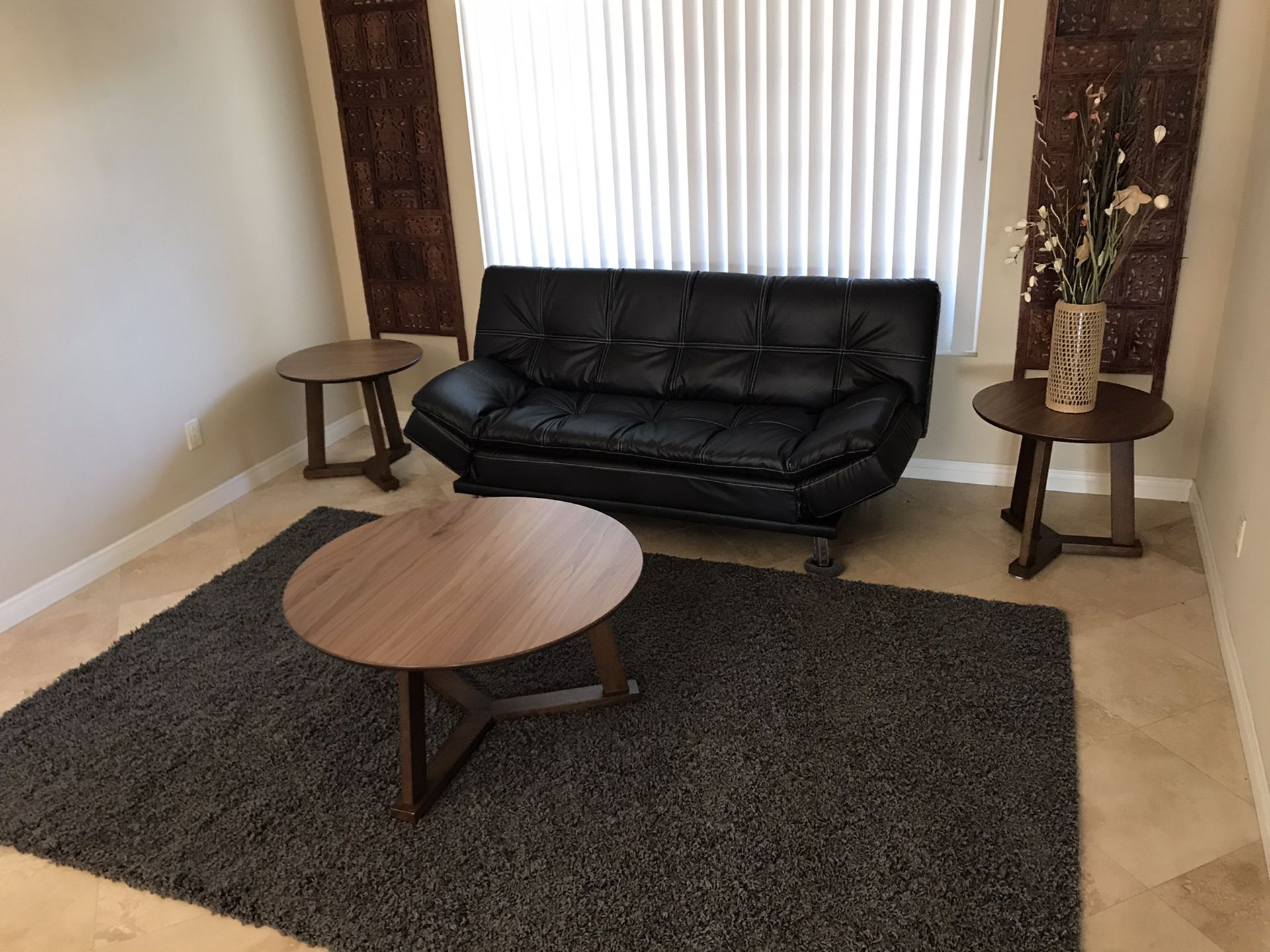 Beautiful brand new 4pc livingroom set