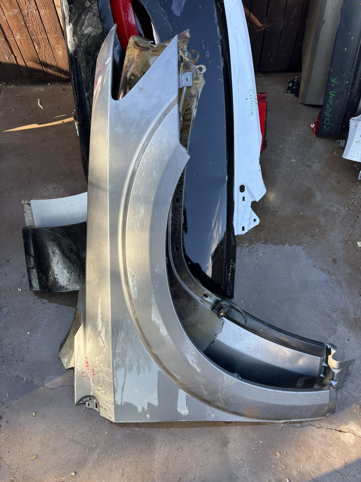 2012 Dodge Journey RH Fender