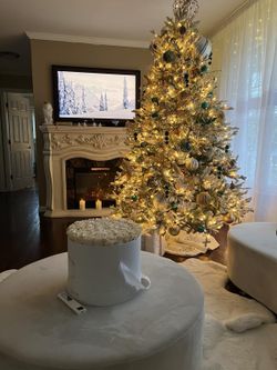 7.5 Ft Pre-lit Frosted Bridgton Tree