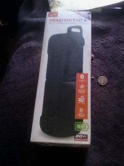 Blue Tooth Speakers 2 Brand New