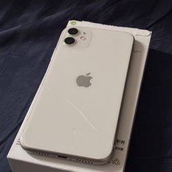 iPhone 11 *SCREEN NEEDS REPAIR