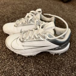 Girls Nike Cleats 