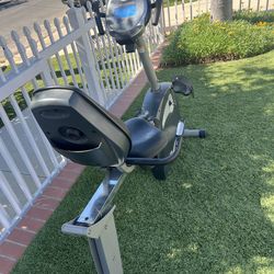 Stationary recumbent bike