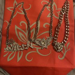 Assorted Costume Necklaces 