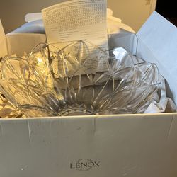 New in box Lenox 12" round Shooting Star bowl