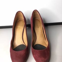 Coach Women's Rileigh Wedge Pump Suede Shoes Size 7B Plum Burgundy Work Career