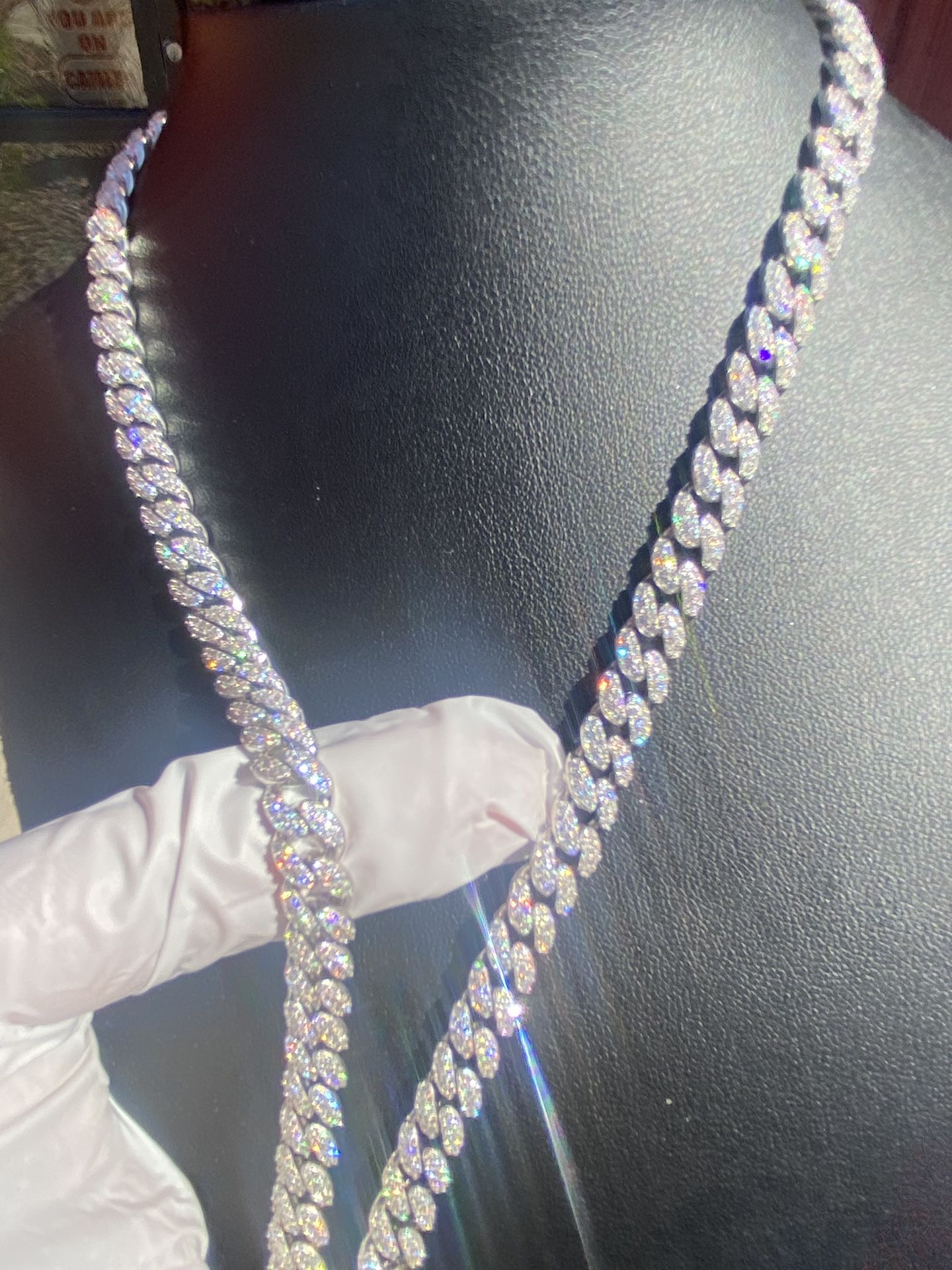 22 Inch White Gold Plated 925 Silver Cuban Link Chain with 9 Carat Weight and Bold 8mm Width