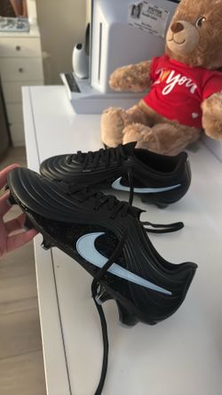 Nike tiempo maestros