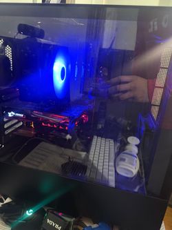GAMING PC ( MONITOR, KEYBOARD AND MOUSE INCLUDED)