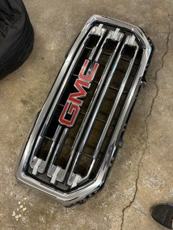 GMC Sierra Grill