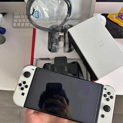 NINTENDO  SWITCH 