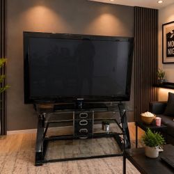 Set of Samsung TV 50” and Glass TV Stand