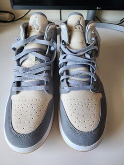 Air Jordan 1 Mid SE