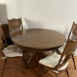 Free Dinning Table With Chairs