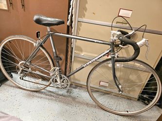 Bicycle - Schwinn World Sport