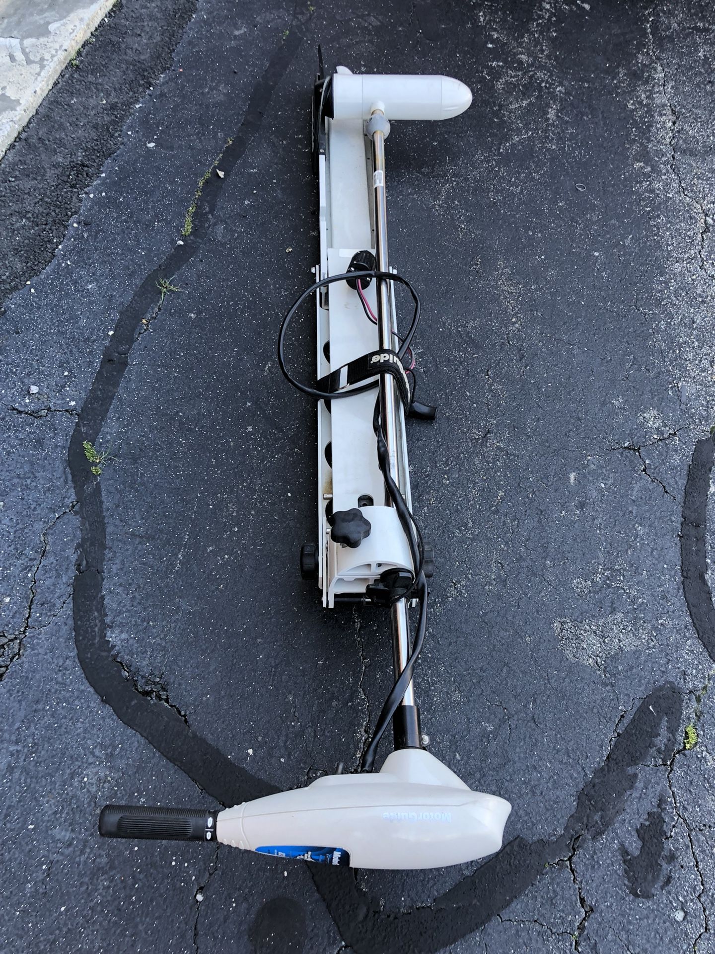 Great White 82 lb. Saltwater Bow Mount Trolling Motor 60