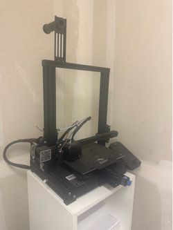 Ender 3 v2 with CR Touch 3D printer