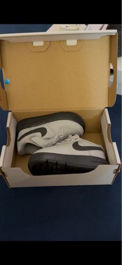 Air Force 1’s size 4c