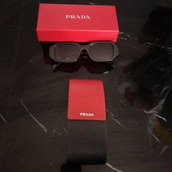 Red Prada Glasses