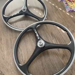 26” SPIN Wheel Set