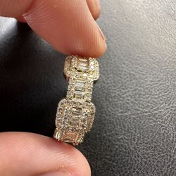 10k Karat Gold Diamond Ring 