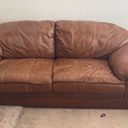  Sala Poltronas    Couch.  