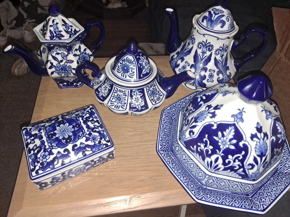 Blue And White Tea Set (Heavy Duty)