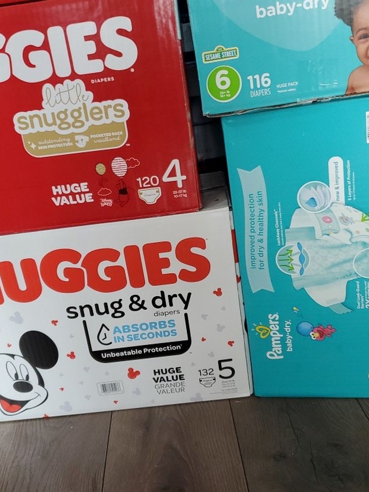 Diapers Pampers And Huggies 