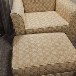 Chair With Ottoman 