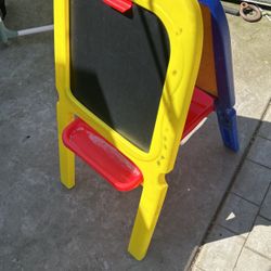 Crayola Kids Red And Blue Chalkboard