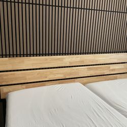 King Size Bamboo Headboard And Metal Frame