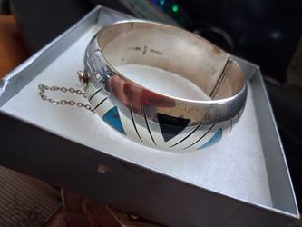 55'Gram beautiful sterling silver Puff puff bracelet from the 1940s and '50s beautiful vintage piece