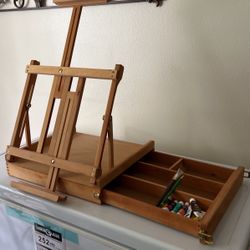Easel 
