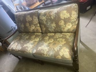 Vintage Love Couch $150