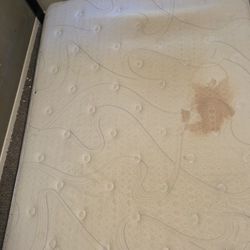 Serta Mattress Good Condition 