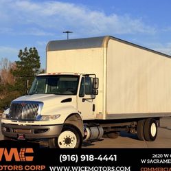 For Sale 2019 International MV607 24ft  Box Truck with lift gate  . Cummins engine 6.7 Liter Automatic 