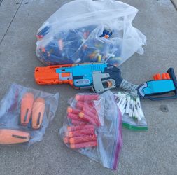 Nerf Zombie Strike Sledgefire with 300+ Darts and Accessories